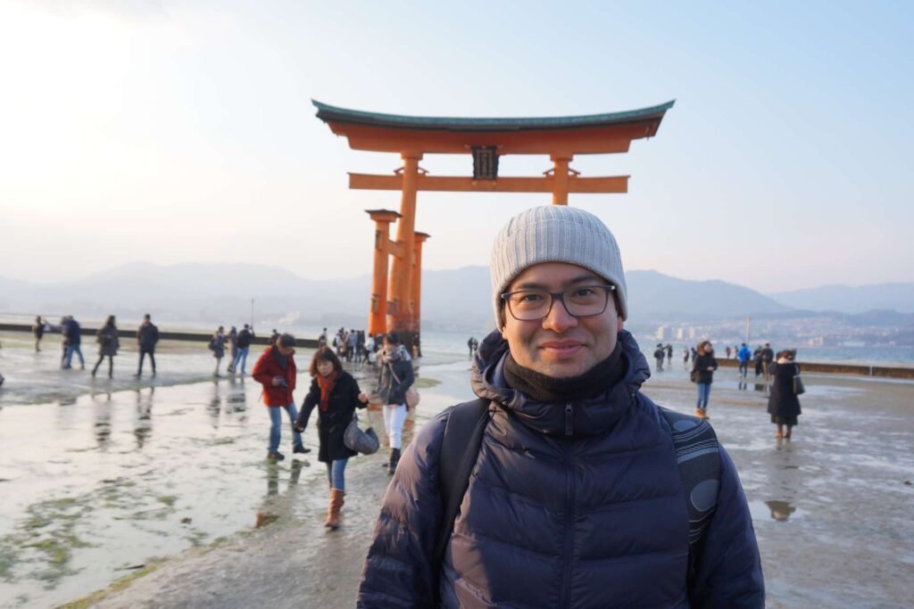 Lo que necesitas para potenciar tu estrategia digital 3 Federico Aikawa en Japón