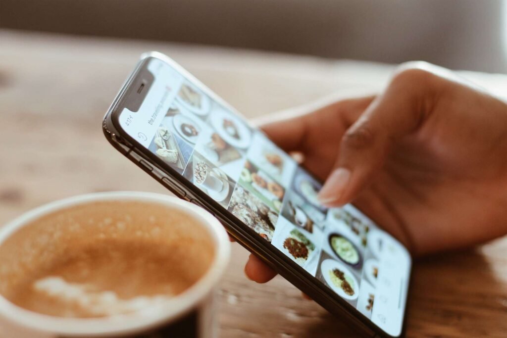 El error silencioso que frena a los autónomos en redes sociales (y no es falta de profesionalismo) 1 instagram social media